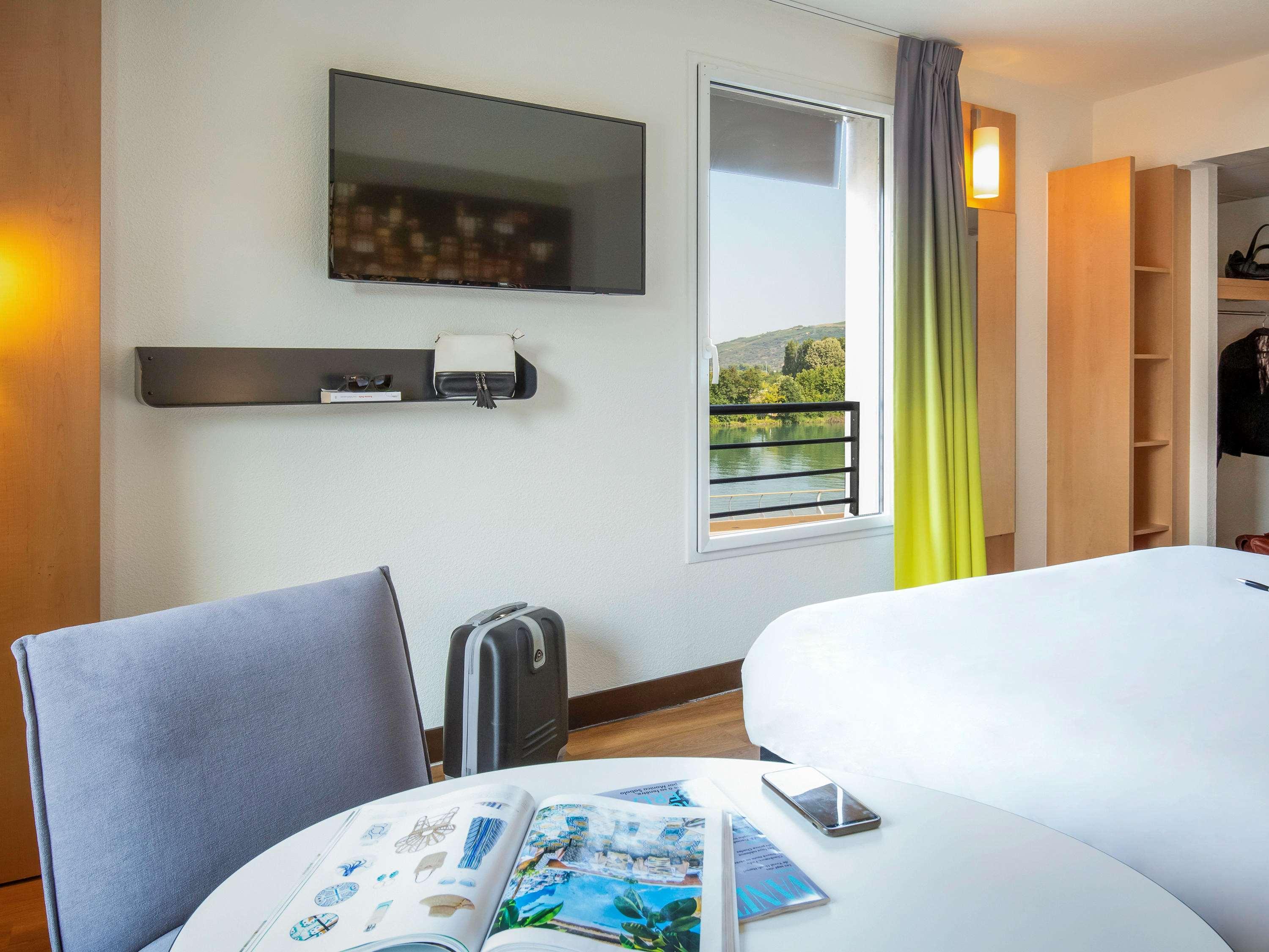 Hotel Ibis Lyon Sud Vienne Saint-Louis Exterior foto